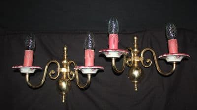 VINTAGE PAIR OF FLEMISH  WALL LIGHTS TWO BRASS  & CERAMIC SCONCES  - Ref: AAP28