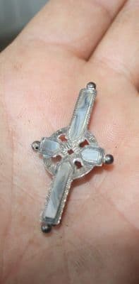 VINTAGE SILVER BROOCH , CROSS ,CELTIC BADGE  Ref: AJN14