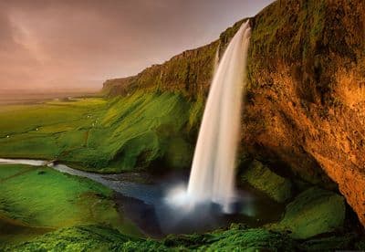 Photo wallpaper Waterfall In Iceland