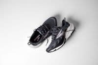 Brooks Ghost Trail - (Poppy Seed/Black/Pink)