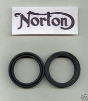 H/LIGHT SHROUD RUBBERS NORTON DOMINATOR ALT/WW60130-1-82