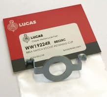 Lucas 88SA Wiring socket retainer ALT/WW19224R-1-82-J5