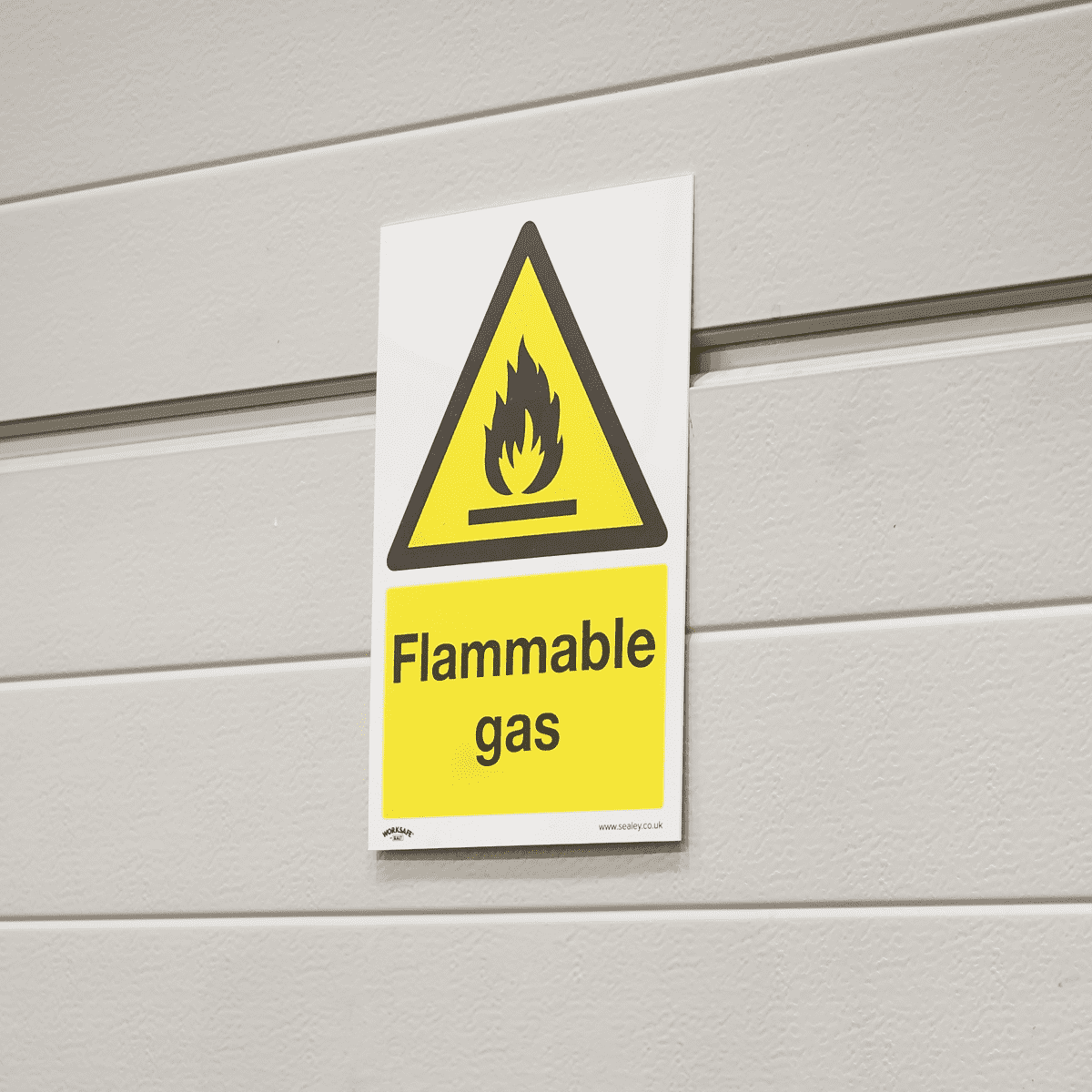 Warning Safety Sign - Flammable Gas - Rigid Plastic