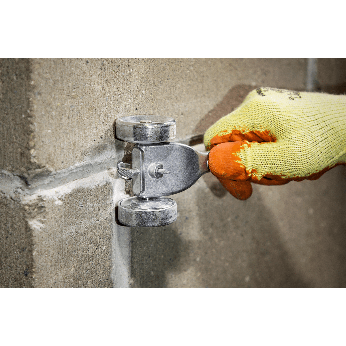 Skate Wheel Joint Raker