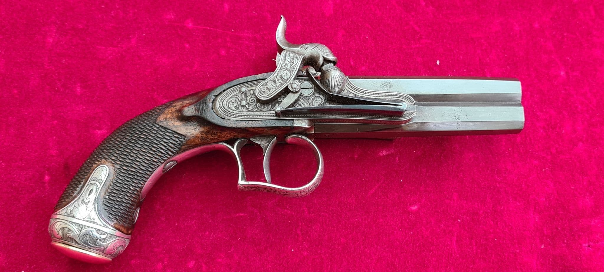 X X X SOLD X X X Cased English double barrelled percussion pistol by