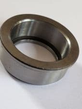 GEAR CLUSTER BEARING  TRACK   )