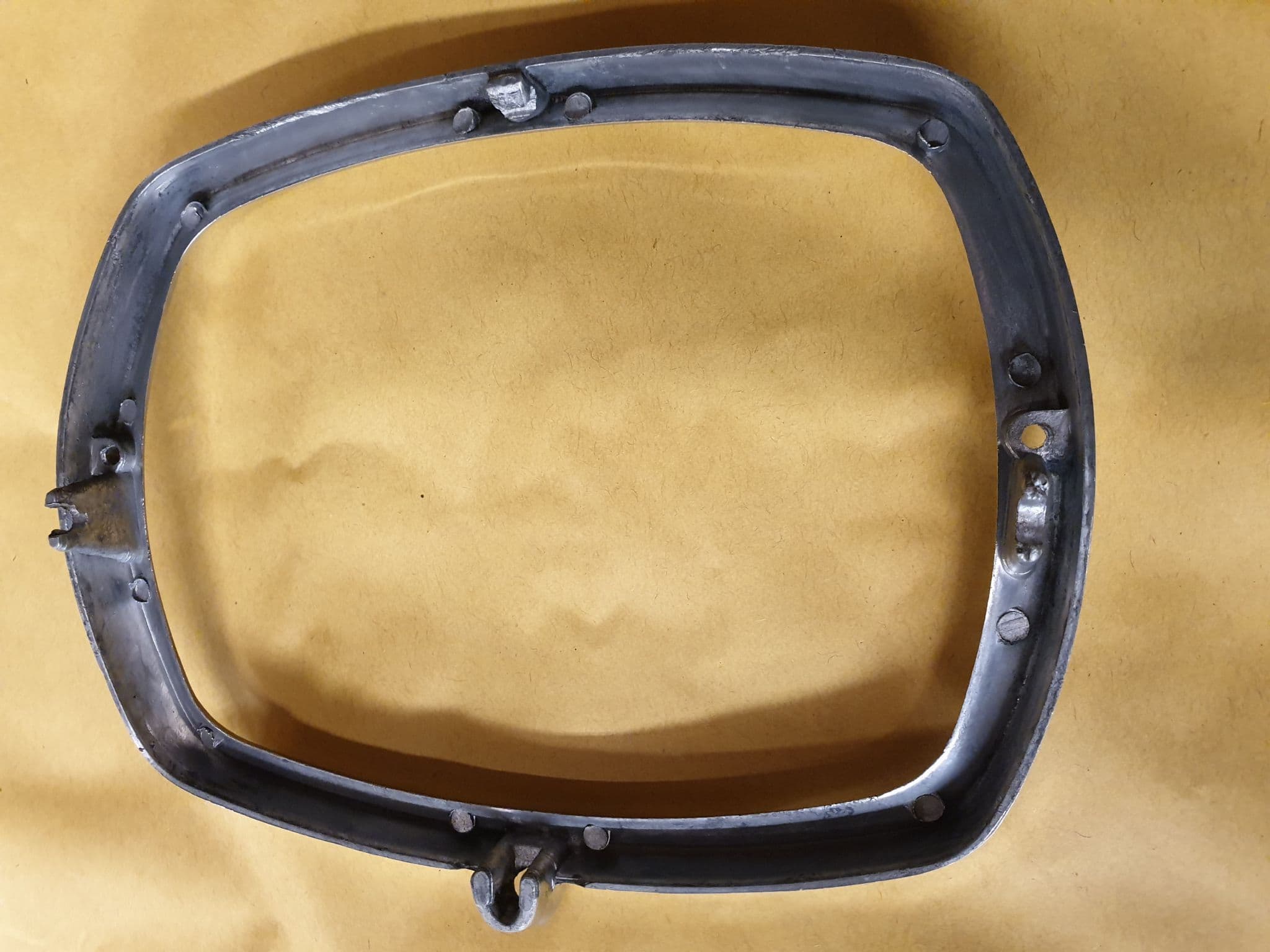 GP CHROME HEADLIGHT RIM