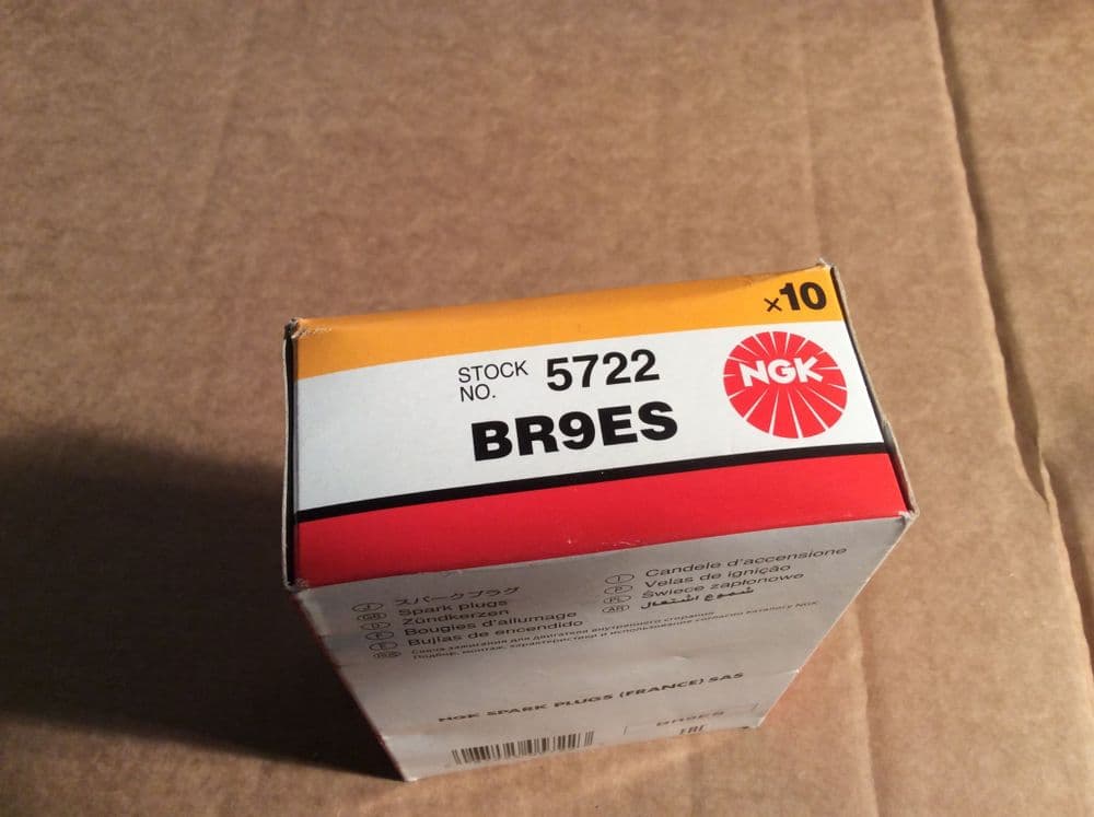 NGK SPARK PLUG BR9ES
