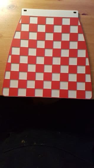 OLD SKOOL CHECK MUDFLAP (RED AND WHITE)