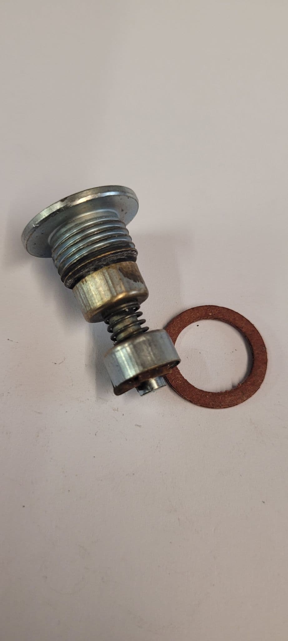 ORIGINAL DRAIN PLUG &NEW FIBRE WASHER