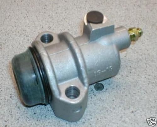 CLUTCH SLAVE CYLINDER - NEW - MGB & GT GSY106