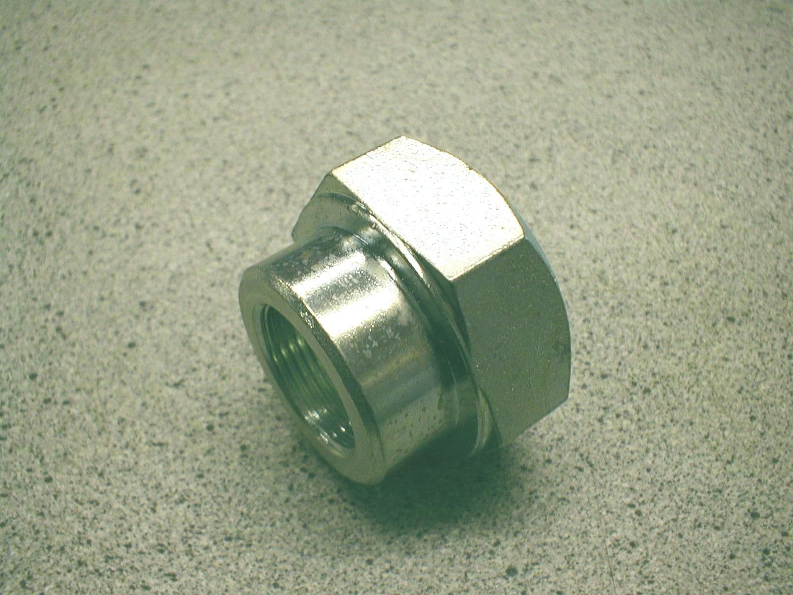 CRANKSHAFT FRONT PULLEY NUT SPITFIRE MK 4 1500 MIDGET 155357 crankshaft-front-pulley-nut-spitfire-mk-4-1500-midget-155357
