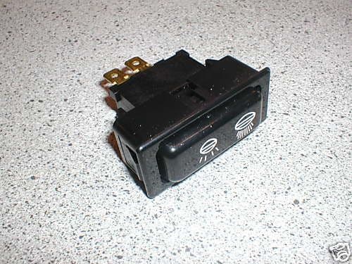 MAIN HEADLAMP / LIGHT SWITCH SPITFIRE MK 4/1500 GT6 / UKC8647 150380