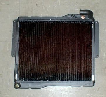 NEW RADIATOR MGB & GT 1976 ON NRP1154