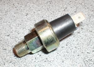 OIL PRESSURE LIGHT SENDER / SWITCH - SPITFIRE TR GT6 HERALD KIT CARS GPS117