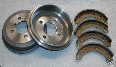 REAR BRAKE DRUM/ SHOE KIT TRIUMPH SPITFIRE & HERALD GBS749 201246