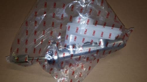 TANDEM BRAKE MASTER CYLINDER SPITFIRE 1500 GMC226