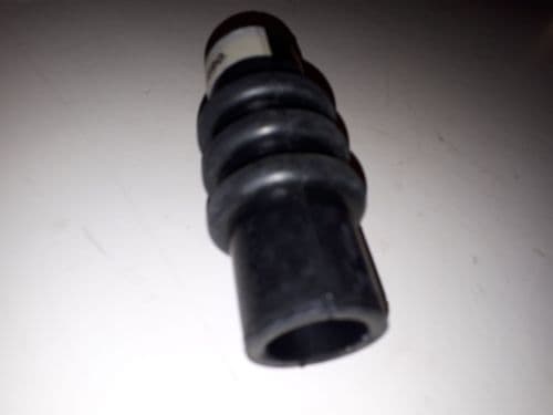 TOP RADIATOR HOSE TRIUMPH SPITFIRE,HERALD AND GT6 GRH533