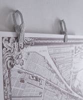 Antiqued French-style wall clip