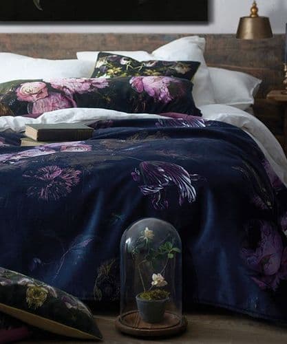 Floralism velvet throws