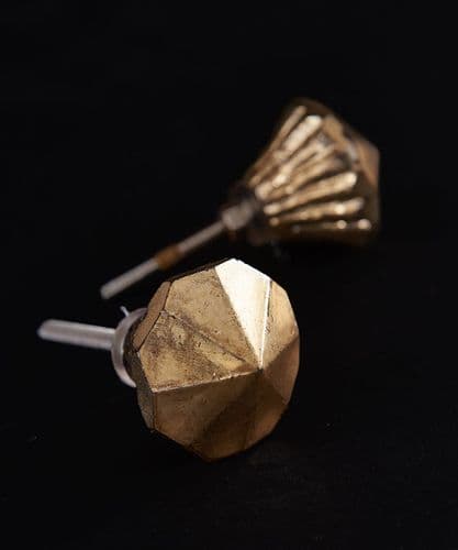 Gold facetted knob