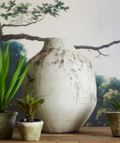 Large display urn vase - SOLD