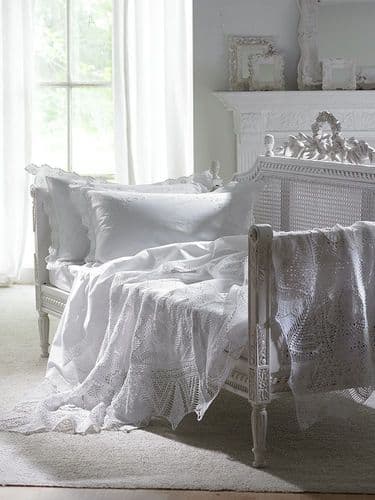 Large vintage handcrocheted throw - SOLD