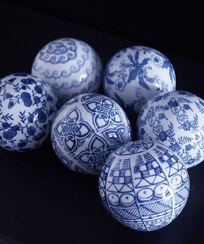 Set of 6 Chinese ceramic decorative balls - SOLD
