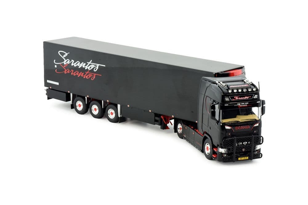 Tekno Sarantos Volvo FH04 Globetrotter XL reefer trailer