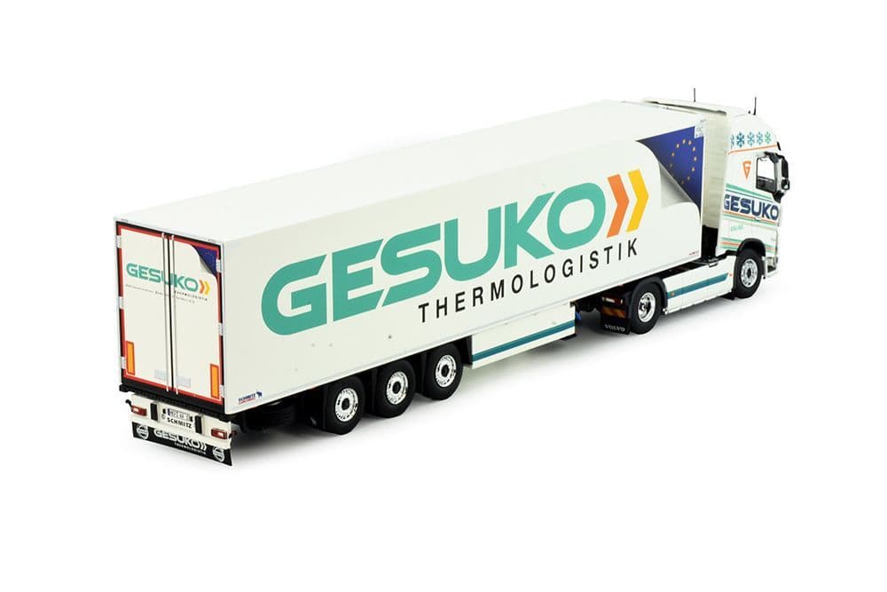 Tekno Volvo FH05 sleeper cab 6x2 MICHIEL DE ROY