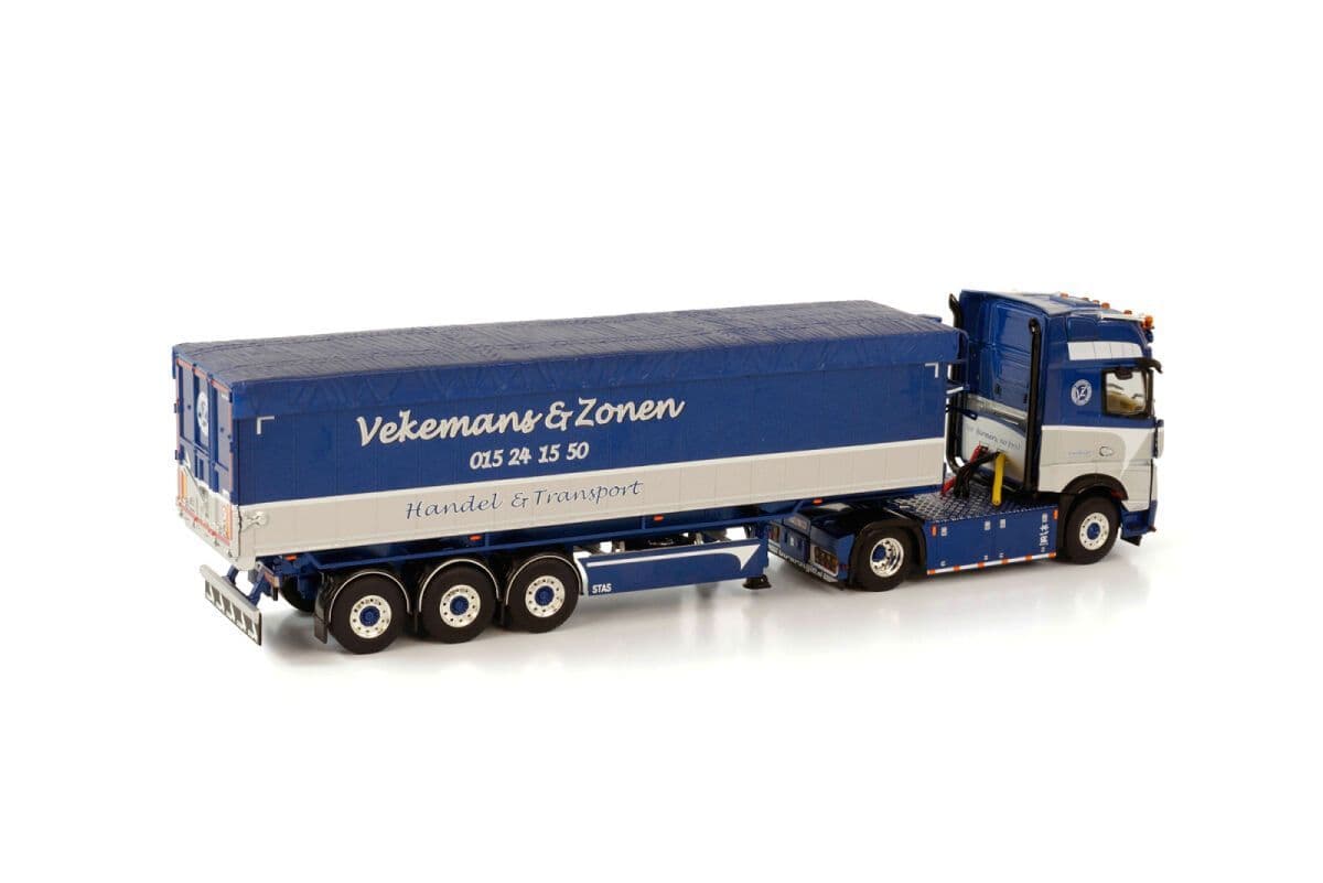 WSI Models Mercedes Vekemans
