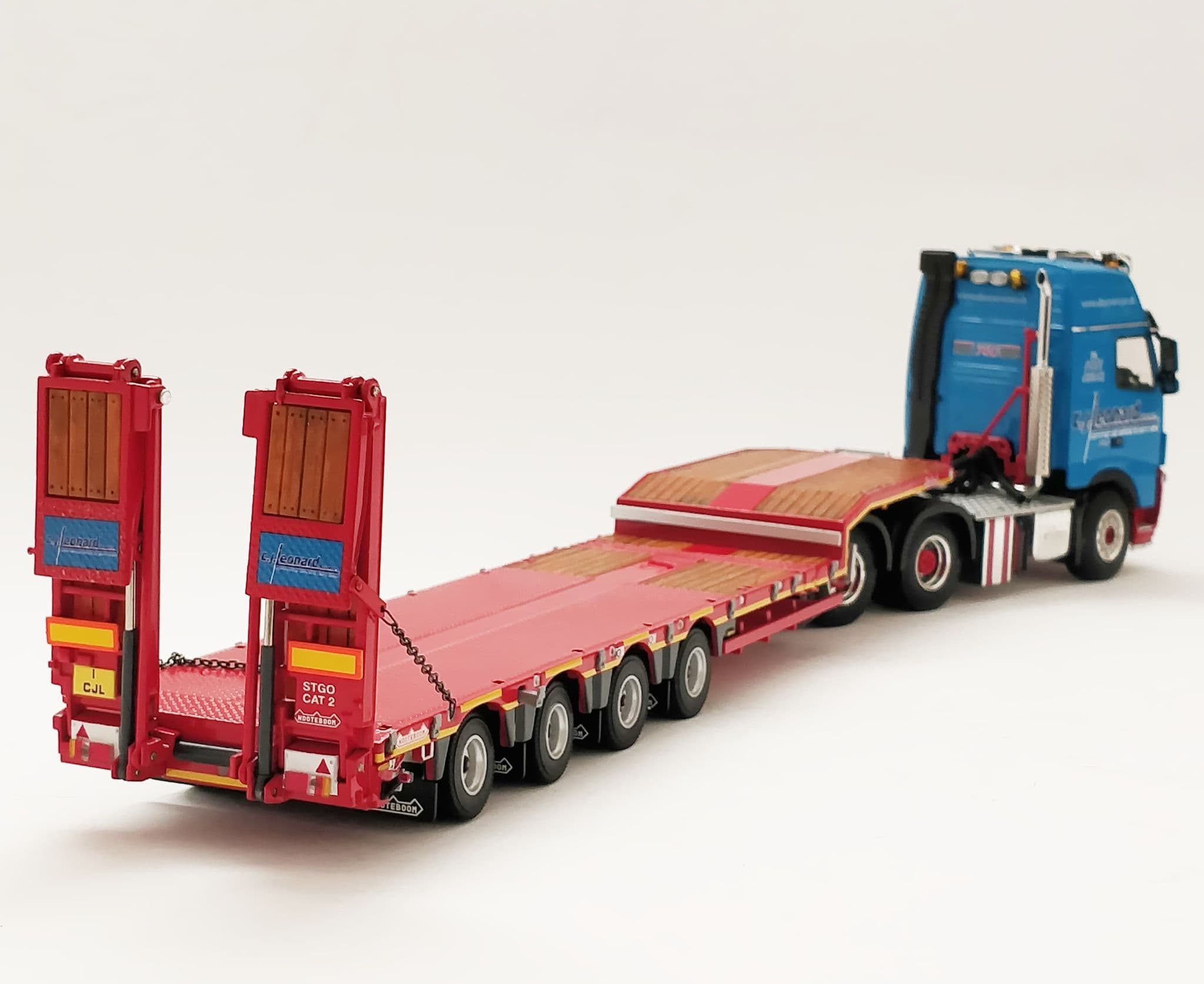 WSI Models Volvo C J Leonard
