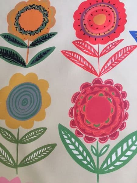 Cut Flowers Hanging Cream 137