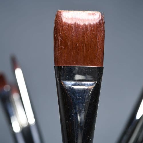 1432 Lascaux Artists' Brush Flat LB 32