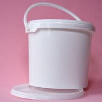 APF: Plastic pot. APF, 3.8 lt white container
