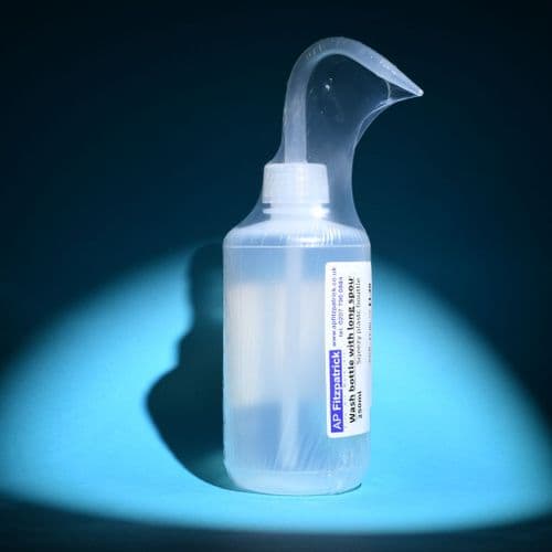 APF: Wash bottle long spout 250ml