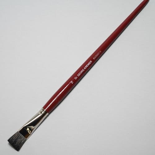 Kremer: 85055018 Gussow Brush, Polecat Hair. Flat No 18