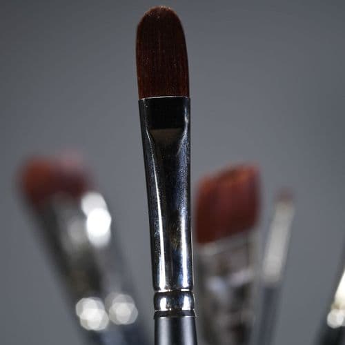 Lascaux: 1714 Filbert Brush, LF14