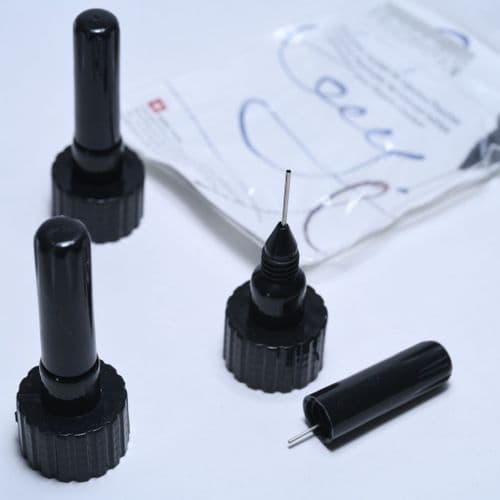 Lascaux Fineline Applicator (pack of three, 0.8mm each)