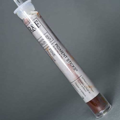 R&F: 39 Brown Pink Pigment Stick, 38ml