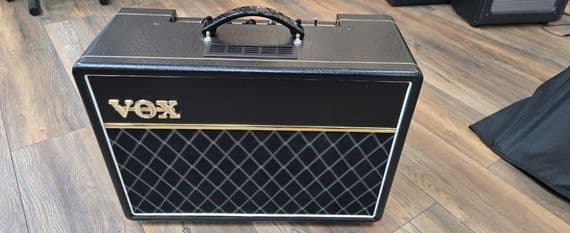 Vox AC10 Custom Combo Amp - Used