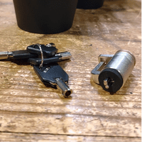 armourdog® keyed system lock with keyboard & mouse cable trap for Kensington slots