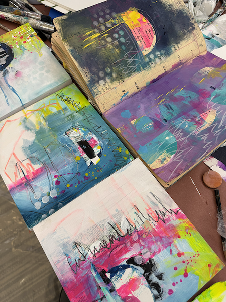 *Saturday 25th April - The Art of the Riff with Dina Wakley - 9:30-4:30pm