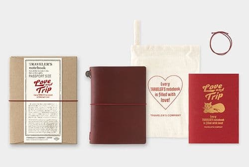 **TRAVELER'S COMPANY - LOVE & TRIP - RED NOTEBOOK (PASSPORT)