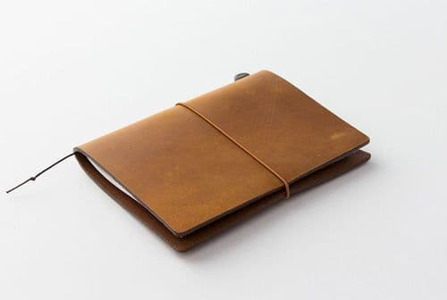 **TRAVELER'S COMPANY - Traveler's Notebook - Camel (Passport Size)