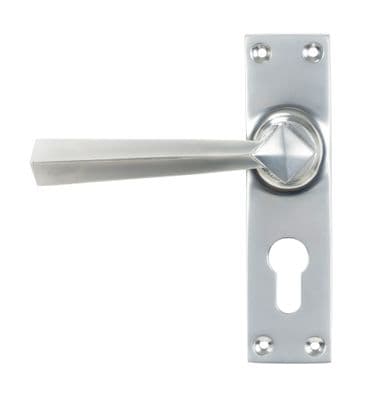From The Anvil 45763 Satin Chrome Straight Lever Euro Lock Set