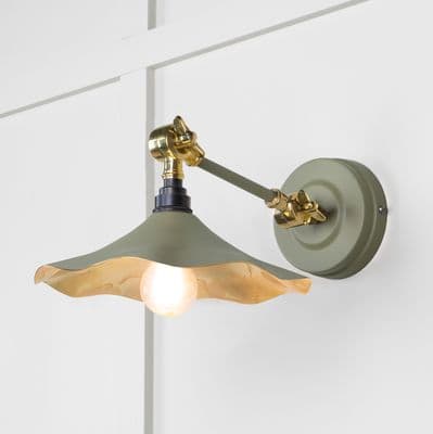 From The Anvil 49725STU Smooth Brass Flora Wall Light in Tump