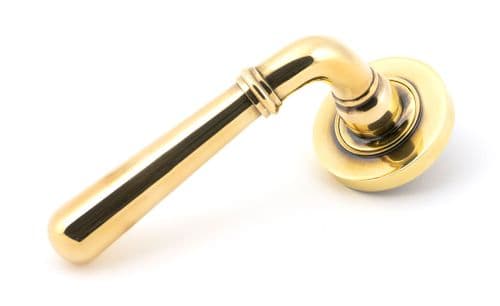 From The Anvil 50017 Aged Brass Newbury Lever on Rose Set (Plain) - Unsprung