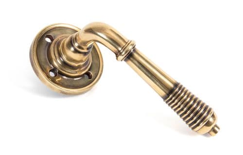 From The Anvil 50086 Aged Brass Reeded Lever on Rose Set - Unsprung