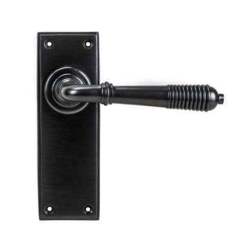 From The Anvil 83954 Aged Bronze Reeded Lever Latch Set